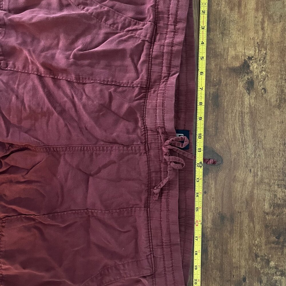 Women’s GAP Tencel Joggers Activewear - Picture 3 of 5